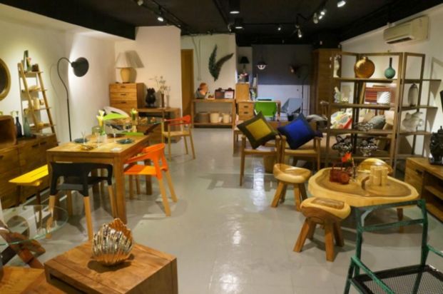 HOWE Furniture & Cafe (觀塘店)